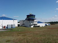 Nordsee 2017 (36)  Zwischenstopp zum Tanken  am Flugplatz Bielefeld, der Tower